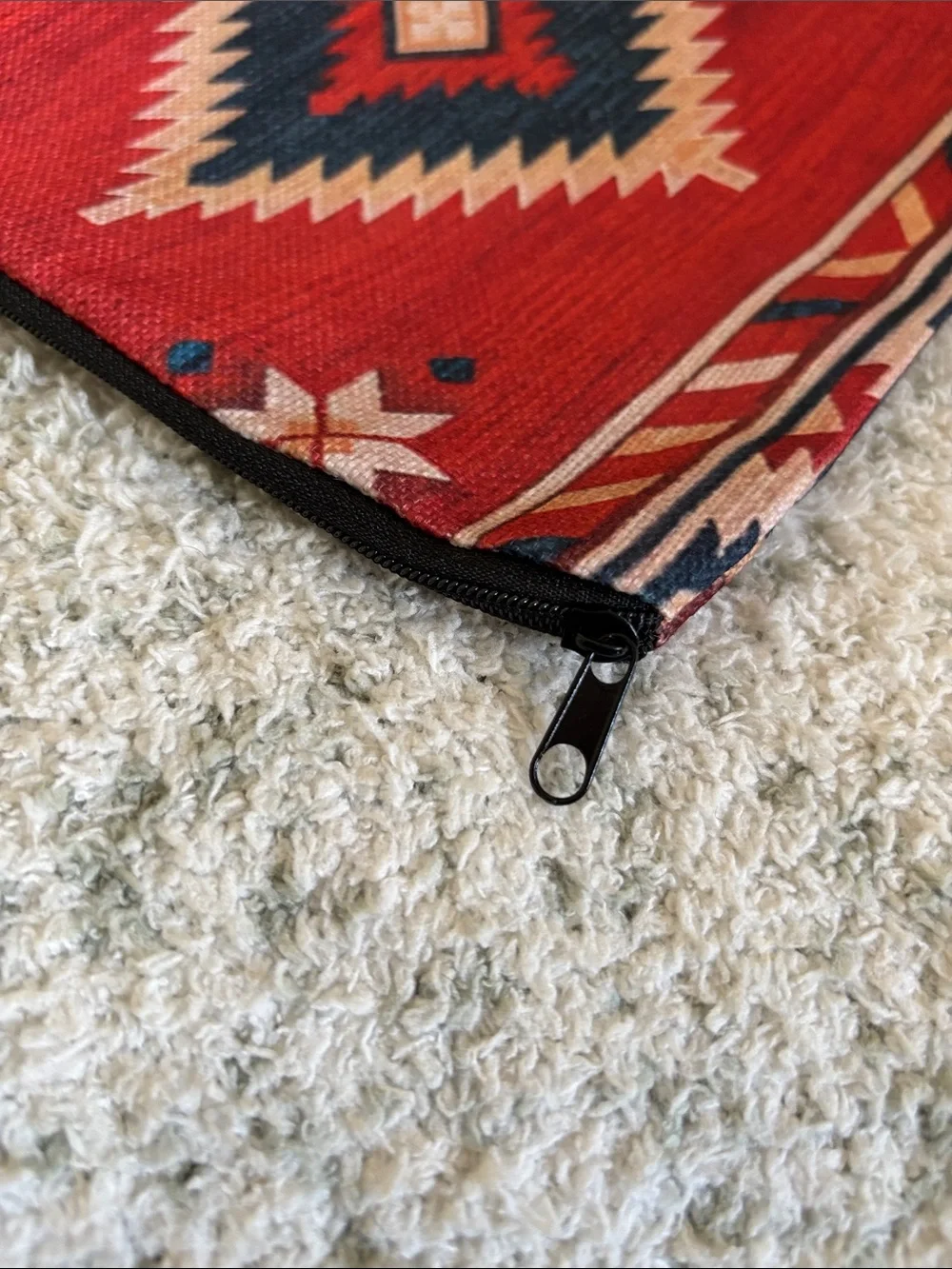 Navaho Santa Fe Stylized Red Geometric Southwestern Travel Bag NWT 8.5x7.75”